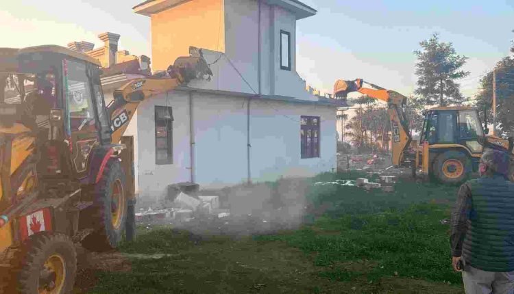 Illegally constructed structure demolished, state land retrieved in Birpur : DC Samba