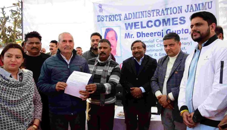 Dheeraj Gupta chairs public darbar at Marh; Asks distt admin to ensure services aligning to PSGA