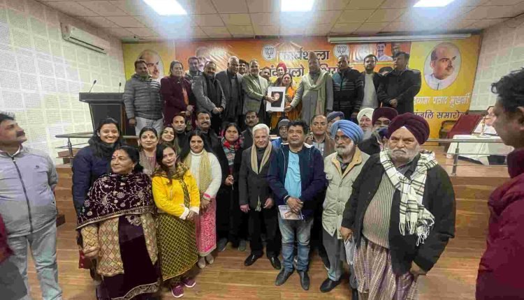 Modi Govt confers national awards only to deserving personalities: Kavinder