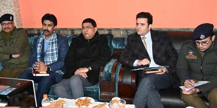 NHRC Special Monitor visits Vessu, Kashmiri Pandit Colony