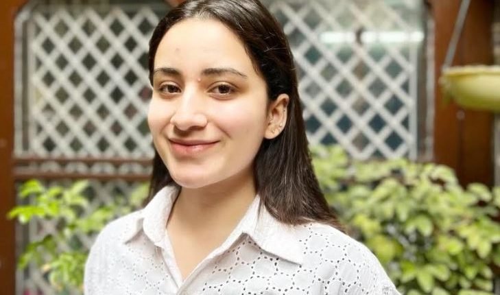 Ms. Himani Sharma's Academic Triumph: A Scholarly Discourse on Modern Approaches to Apple Evaluation in ACS Food Science and Technology