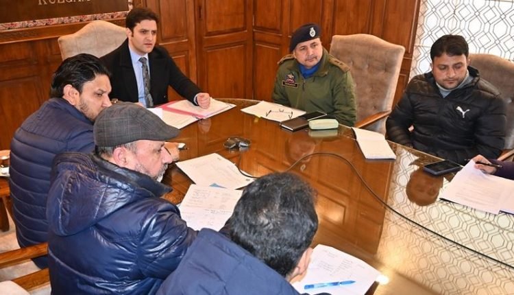 DC Kulgam chairs Road Safety Committee meeting