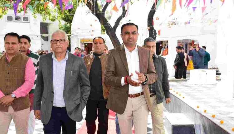 Div Com Jammu attends inaugural ceremony of Maha Shivratri Mahotsav at Panchvaktra Mahadev Mandir
