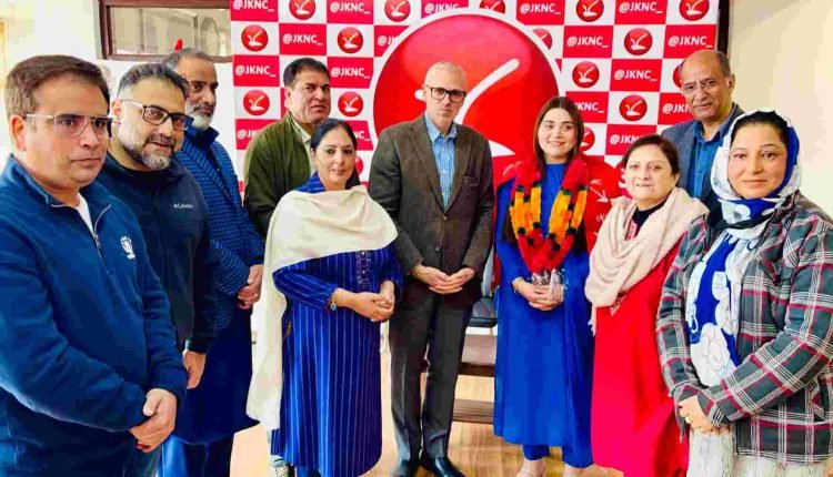 Omar Abdullah welcomes Shreya Handoo into party fold 