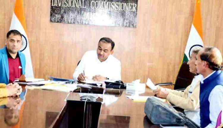 Div Com meets delegations of WPRs, DPs