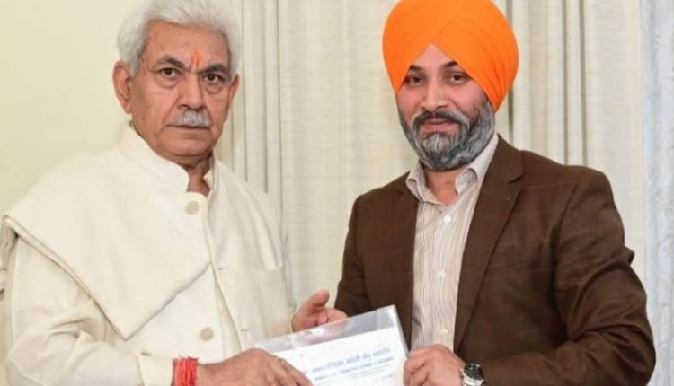 Chairman, Sikh Coordination Committee J&K calls on Lieutenant Governor