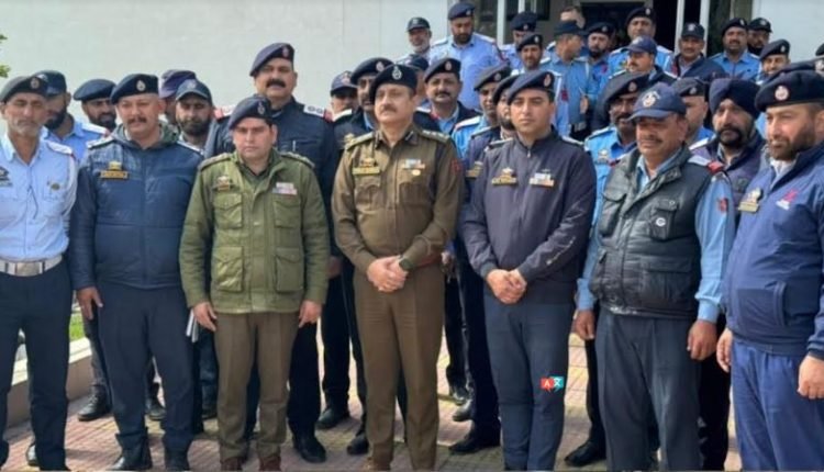 SSP Traffic Rural Jammu chairs crime review meeting, darbar at Rajouri
