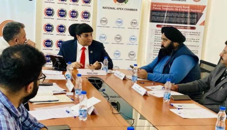 PHDCCI Jammu Engages with Executive Council: Deliberates on Key Issues and Initiatives