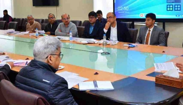 Lt Governor reviews progress of Transit Accommodations for PM Package Employees