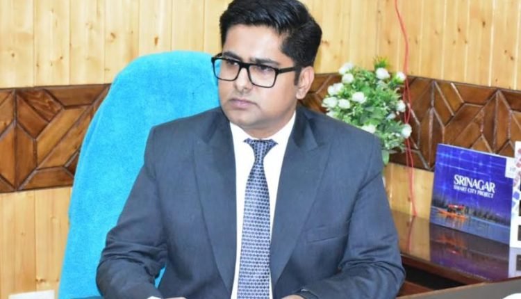 CEO, SSCL chairs review meeting, evaluates progress of Smart City Projects