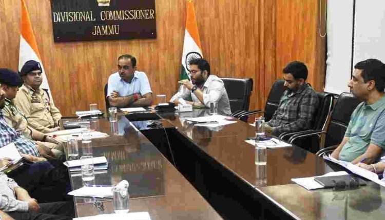 Div Com Jammu reviews progress of beautification, development works in Bagh-e-Bahu & Bahu Fort   