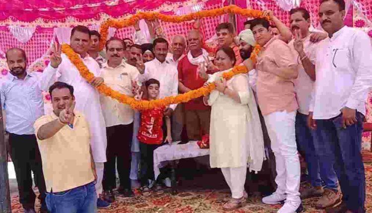 Ravinder Raina, Sukhnandan Choudhary address massive public rally at Marh