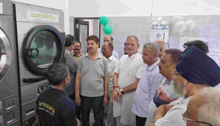 Kavinder urges youth to embrace self-reliant through Govt Schemes