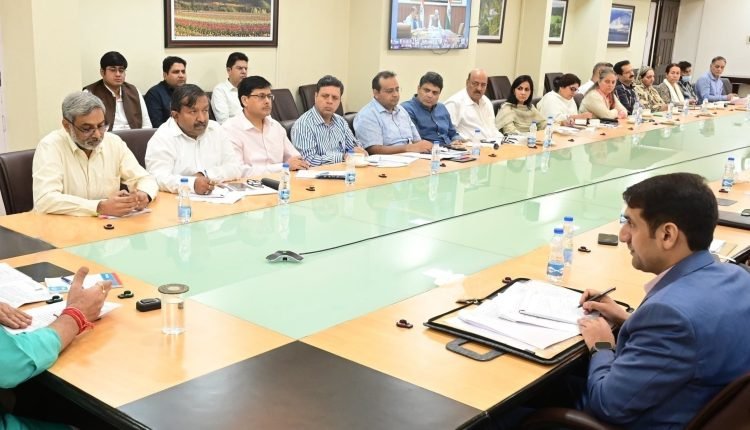 Lt Governor interacts with citizens; several cases disposed on the spot