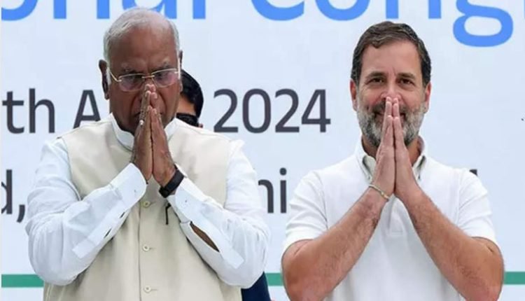 Kharge, Gandhi Arrive in Srinagar Ahead of J&K Assembly Elections