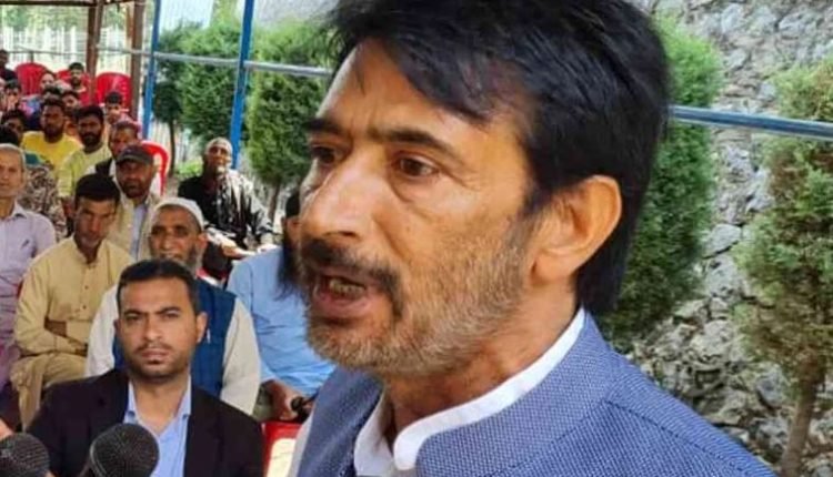 J&K Assembly Elections: Mir Predicts Massive Turnout as Voters Seek Restoration of Statehood