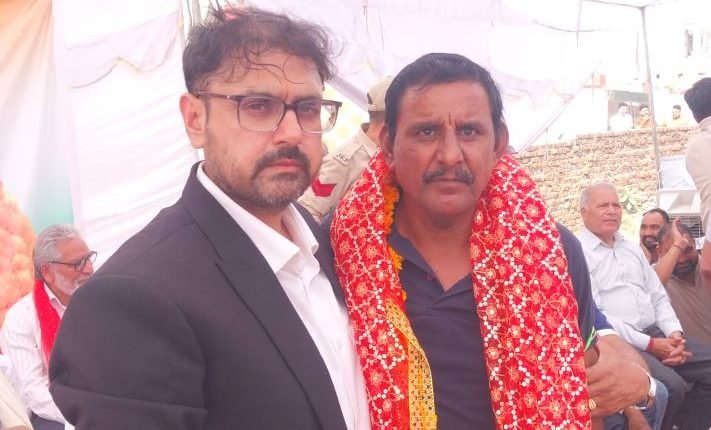 J&K Minister Shri Satish Sharma Honors Bold News Journalist Ashok Anand with Mata ki Chunari