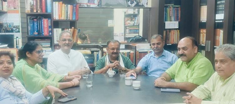 Uphold peace initiatives set by Modi Govt in J&K: Kavinder to Omar Govt 