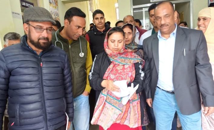 Sakeena Masood visits Gurez, reviews developmental scenario