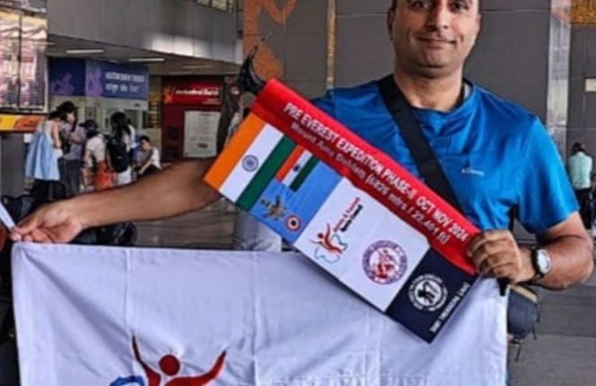 J&K's Everest Dream: Rajesh Mukhi Departs for Ama Dablam to Prepare for 2025 Ascent