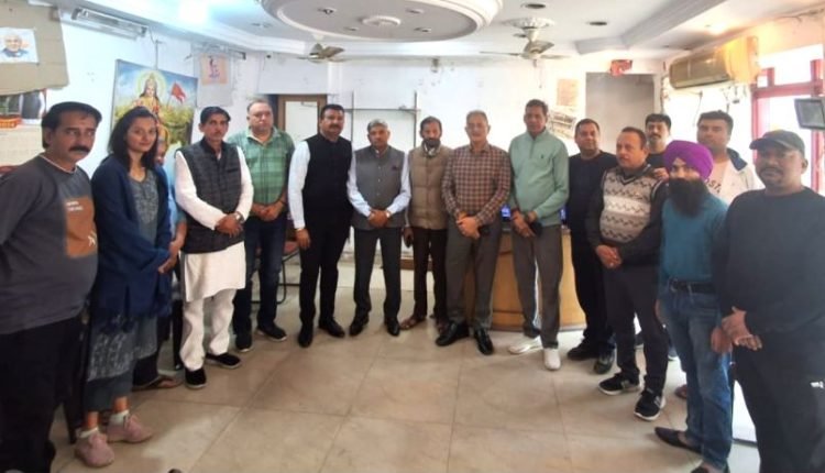 Youths should abide by PM Modi’s advice on joining politics: Kavinder  