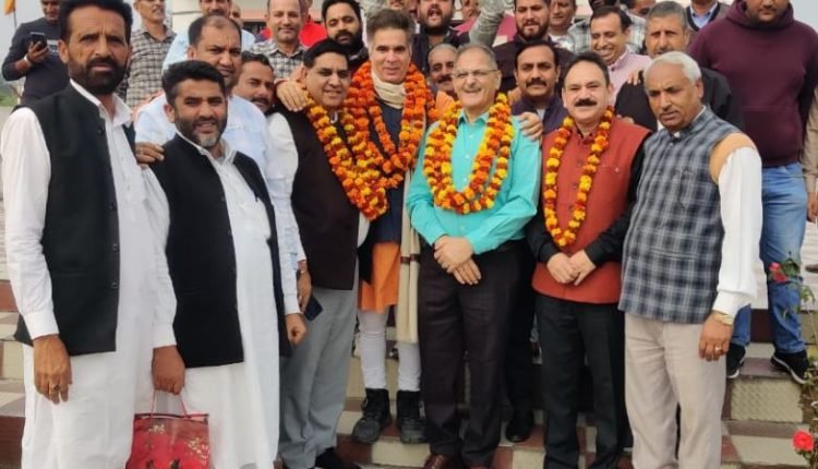 Kavinder, Ravinder visit Udhampur, take stock of ongoing membership drive 