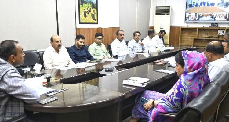 Div Com Jammu Ramesh Kumar reviews winter preparedness