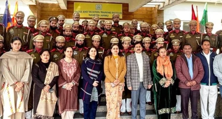 A spectacular valedictory function was held today at Excise and Taxation Training Institute, Nagrota to mark end of one month Induction