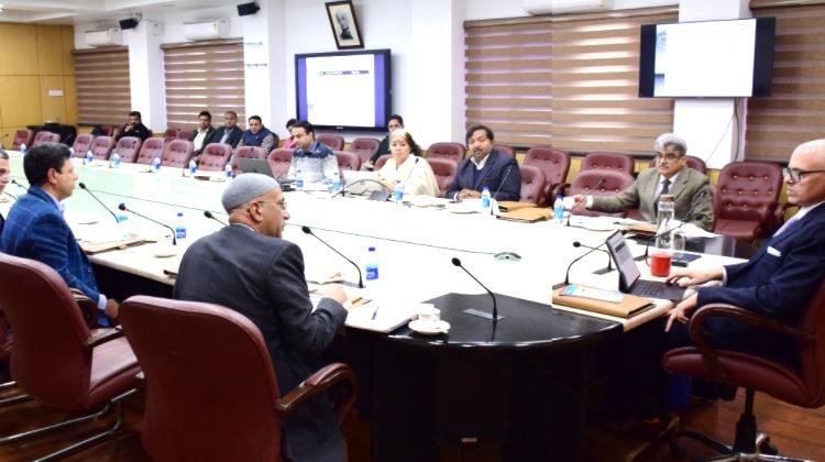 Omar Abdullah Reviews Administrative Changes, Bans Re-employment and Addresses Post-Reorganization Vacancies