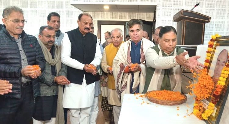 BJP pays floral tributes to Ch Piara Singh in Shradhanjali Sabha