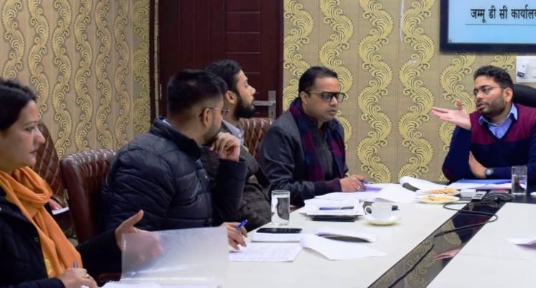 DC Jammu stresses timely resolution of Army Land cases