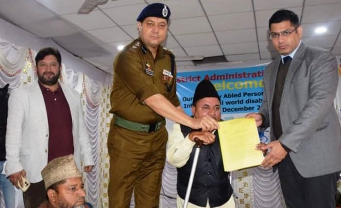 Vibrant events mark celebration of Int' Day of Persons with Disabilities across Jammu Div