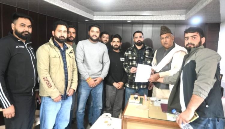 MP Khatana Assures Support to JKPSI Aspirants on Age Limit Concerns