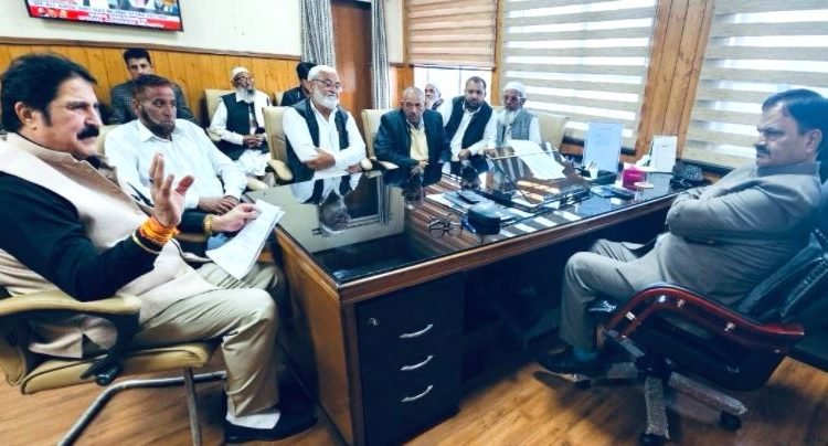 Javed Rana meets several deputations; assures prompt redressal of grievances