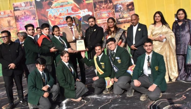 Satish Sharma attends 16th annual day function at DPS Udhampur