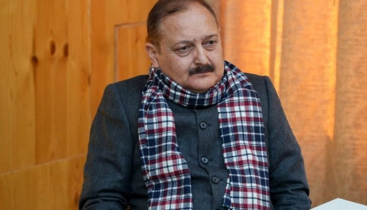 Advisor Dr. Pawan Kotwal chairs meeting to discuss DPR of Apricot Dryer Processing Unit