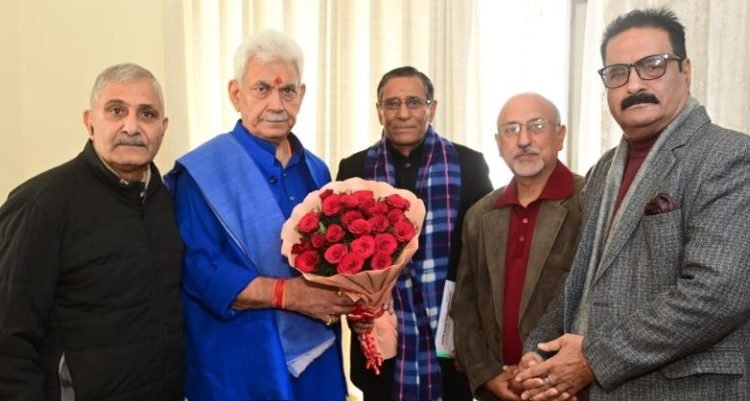 Ganesh Mandir Delegation Meets LG Sinha, Highlights Ganpatyar Temple Development Needs