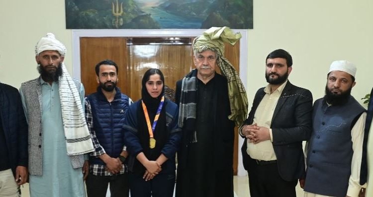 LG Manoj Sinha lauds J&K’s Nazia Bibi for bringing glory to India in Kho Kho World Cup