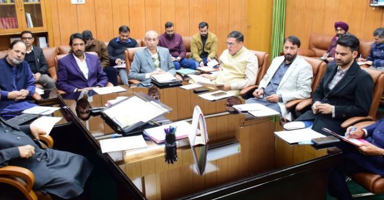 Speaker chairs House Committee meeting to assess issues raised by legislators