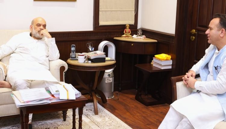 Sunil Sharma meets Amit Shah, discusses Security, development, Budget issues