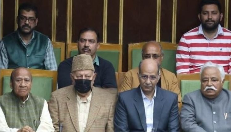 Farooq Abdullah Makes a Notable Appearance in J&K Assembly During Motion of Thanks Debate