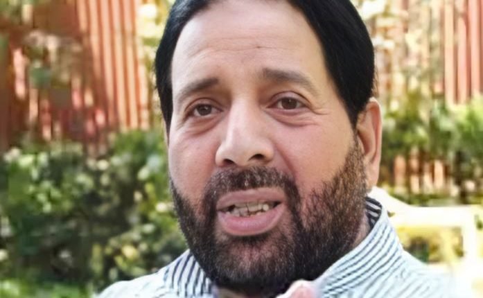 NC cheated in silence, PDP hugged BJP in public: Hakeem Yaseen