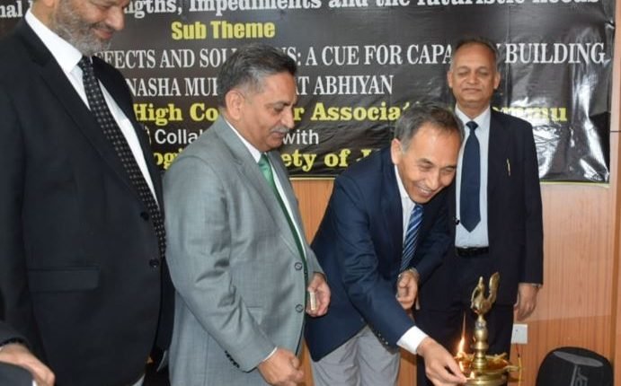 Chief Justice for collaborated efforts to fight drug abuse