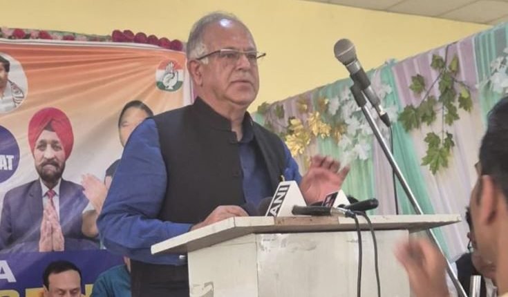 Modi Govt weakening country’s constitution everyday: Karra