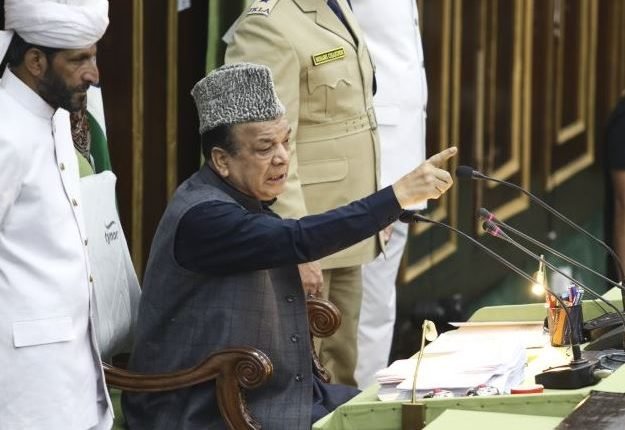 PDP MLA Waheed Para Marshalled Out Amid Uproar Over Waqf Act In J&K Assembly