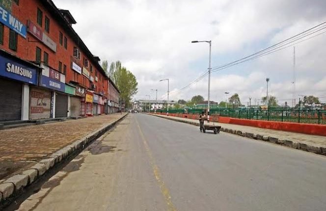 Kashmir Valley Observes Unprecedented Shutdown Against Terrorism, First in Over Three Decades