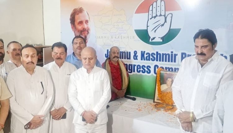 Rajiv Gandhi gave 33% Reservation to Women & SC,STs as per population in PRIs- Tara Chand,Sawhney, Mahajan  others pay tributes