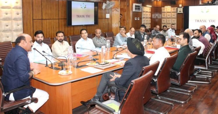 Dy CM reviews performance of J&KKVIB, JKPCC