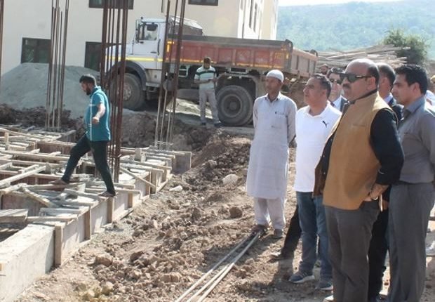 Dy CM inspects construction work on transit accommodation at Machbawan, Martand