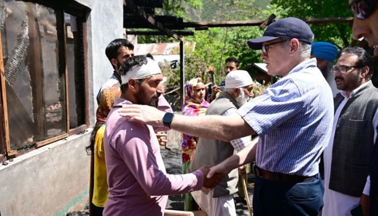 CM Omar Abdullah Visits Uri Sector, Assures Relief and Rehabilitation for Shelling Victims
